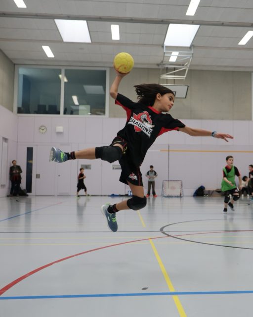 Décalage immédiat ! Les dragons ne font pas dans la demi-mesure.
#tchoukballispassion🤾💪❤️ #tchoukball #geneve #sportmotivation #sport