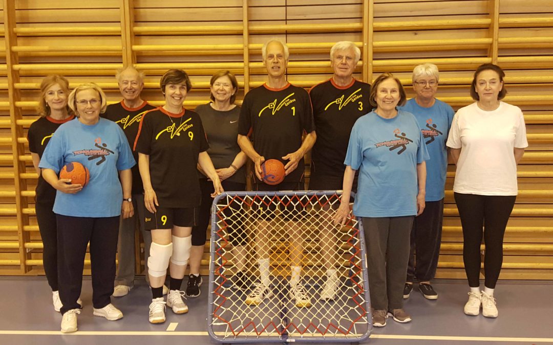 L’équipe des séniors – toujours prête pour jouer ensemble