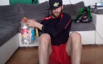 A gauche… A droite…